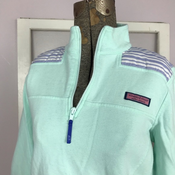 🐳Vineyard Vines resort stripe shep shirt!! - Picture 6 of 8